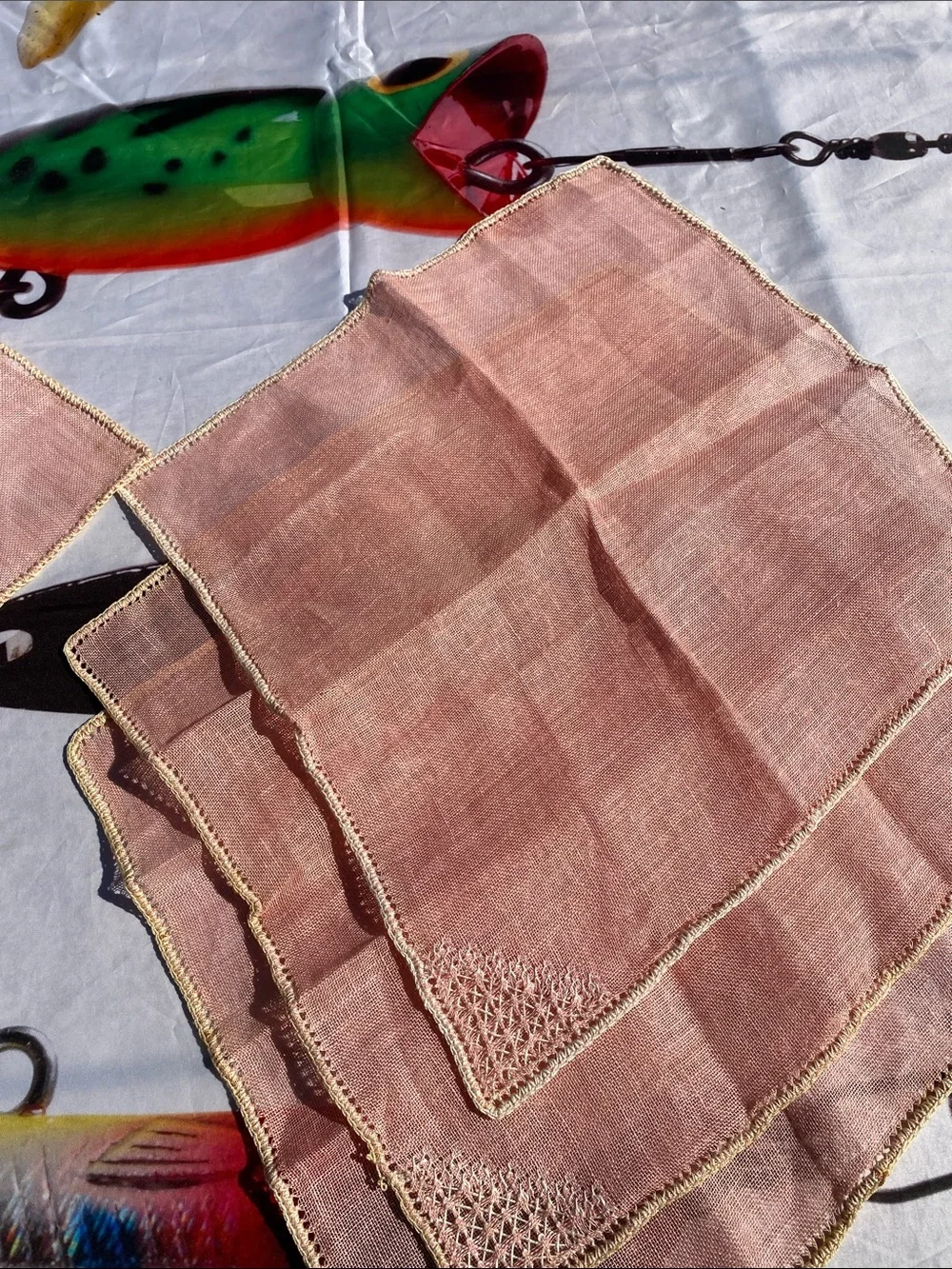 Vintage Dusty-Rose Hue Linen Napkins/Placemat Hand-Crocheted Trim - Set of 4